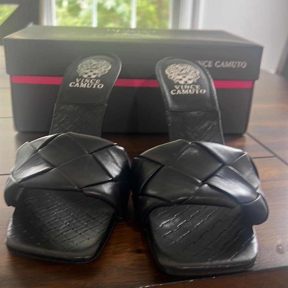 Vince Camuto black heels
